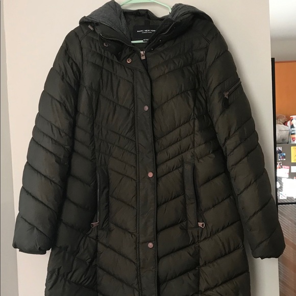 andrew marc odessa slim puffer jacket